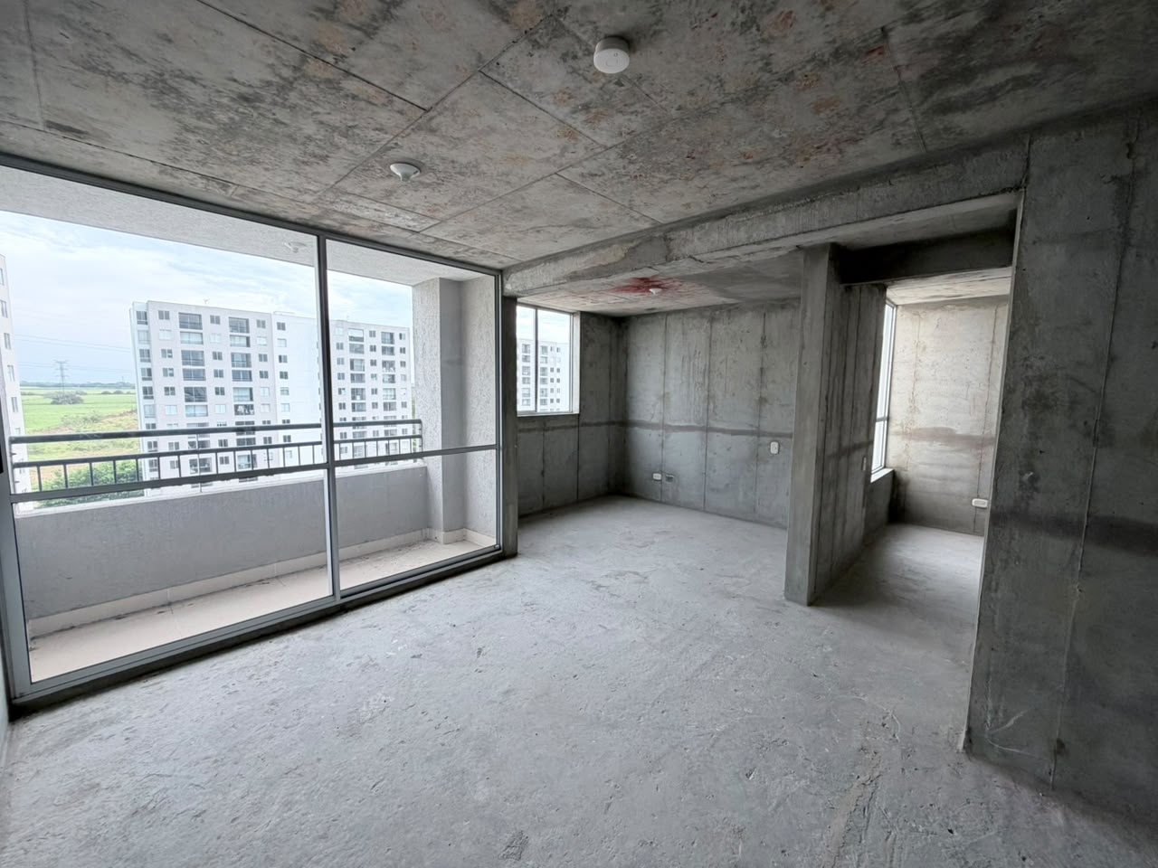 Apartamento de 2 habitaciones en venta en Bochalema, Cali — imagen 1 de 20