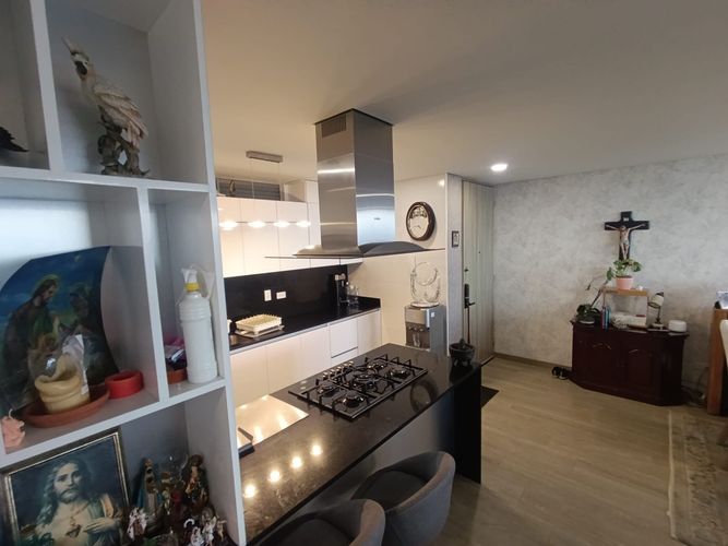 Apartamento de 3 alcobas en venta en Picaleña Y Mirolindo, Ibagué, 120 m² · foto 7 de 24