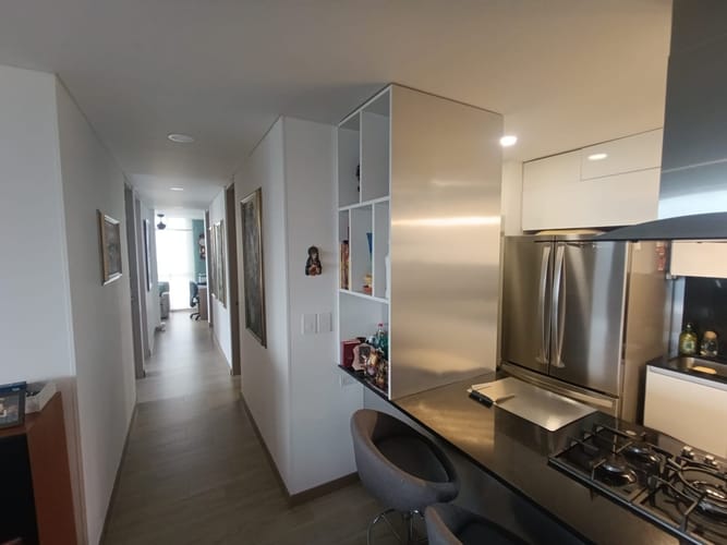 Apartamento de 3 alcobas en venta en Picaleña Y Mirolindo, Ibagué, 120 m² · foto 5 de 24
