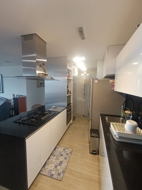 Apartamento de 3 alcobas en venta en Picaleña Y Mirolindo, Ibagué, 120 m² · foto 3 de 24