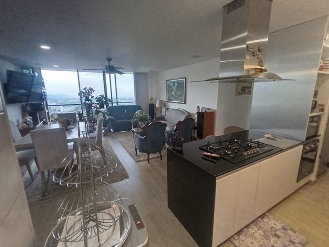 Apartamento de 3 alcobas en venta en Picaleña Y Mirolindo, Ibagué, 120 m² · foto 9 de 24