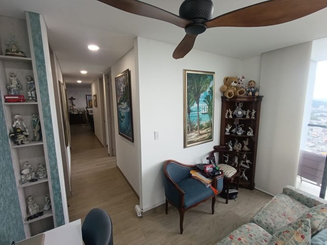Apartamento de 3 alcobas en venta en Picaleña Y Mirolindo, Ibagué, 120 m² · foto 21 de 24