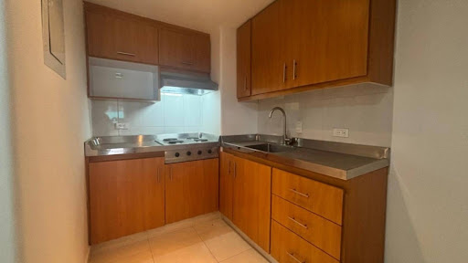 Apartamento en venta en Los Rosales, Bogotá · foto 9 de 18