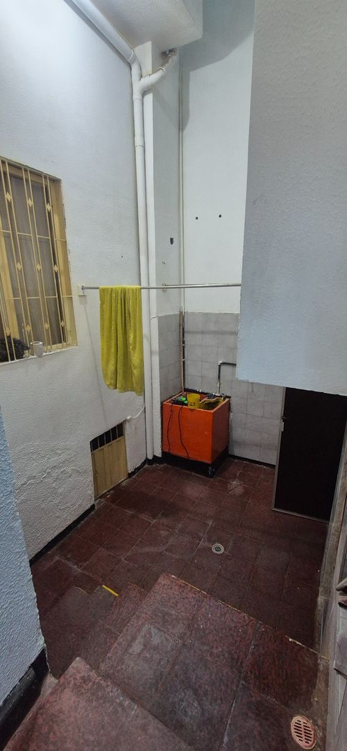 Casa de 5 alcobas en venta en Las Mercedes, Bogotá, 220 m² · foto 4 de 24