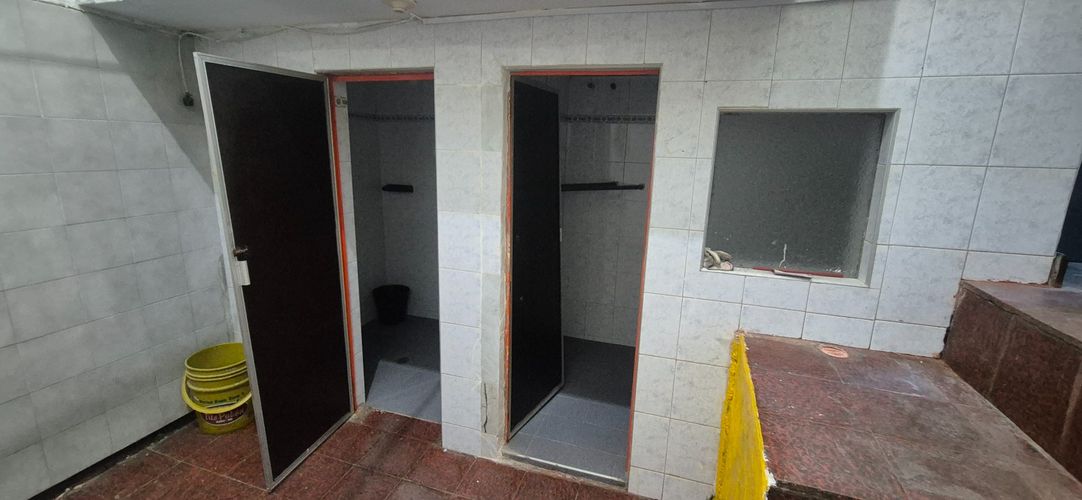 Casa de 5 alcobas en venta en Las Mercedes, Bogotá, 220 m² · foto 5 de 24