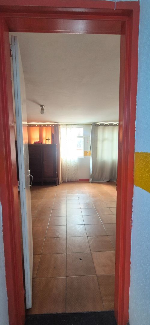 Casa de 5 alcobas en venta en Las Mercedes, Bogotá, 220 m² · foto 16 de 24