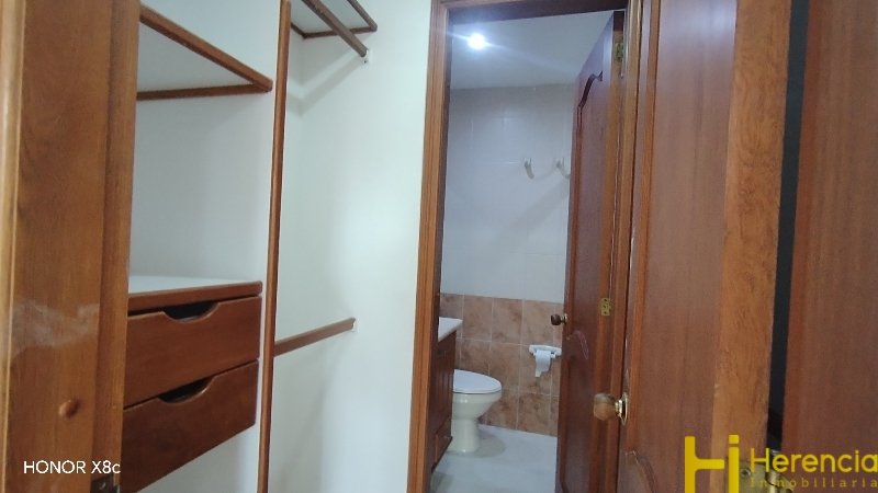 Apartamento en arriendo en Laureles, Medellín · foto 16 de 24