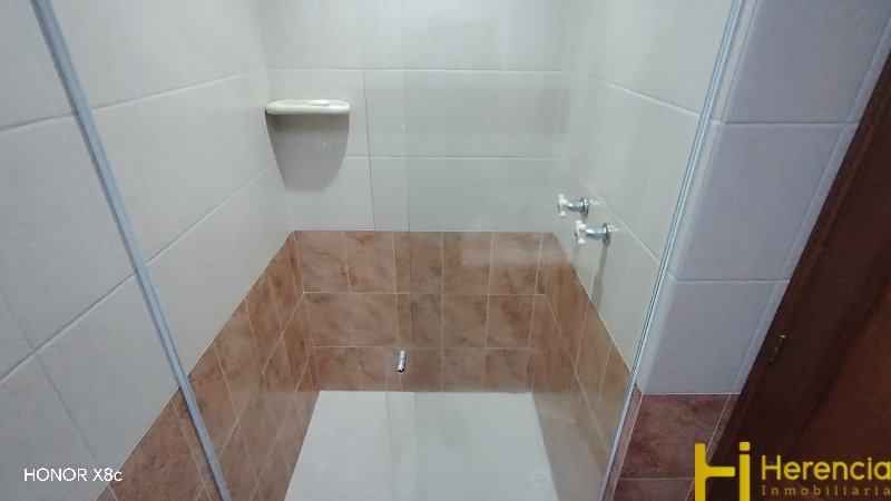 Apartamento en arriendo en Laureles, Medellín · foto 18 de 24