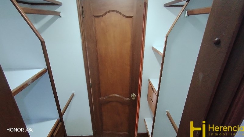 Apartamento en arriendo en Laureles, Medellín · foto 20 de 24