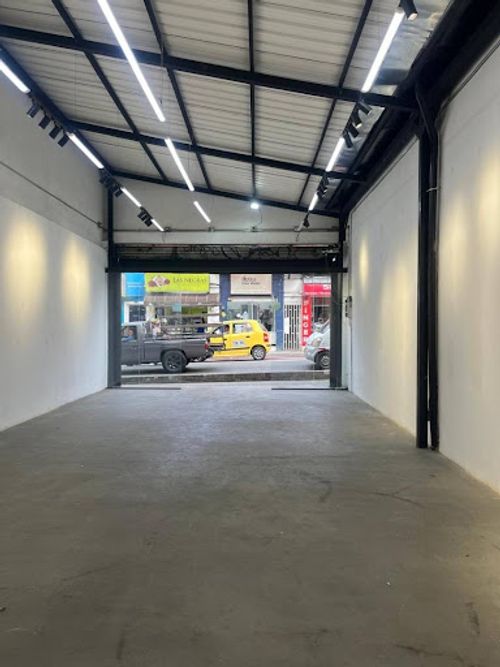 Local en arriendo en Villa Paula, Itagüí, 131 m² · foto 9 de 17