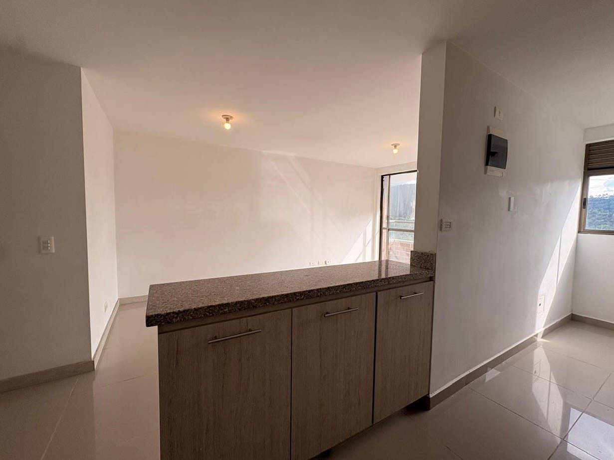Apartamento en arriendo en Vereda La Doctora, Sabaneta · foto 6 de 17