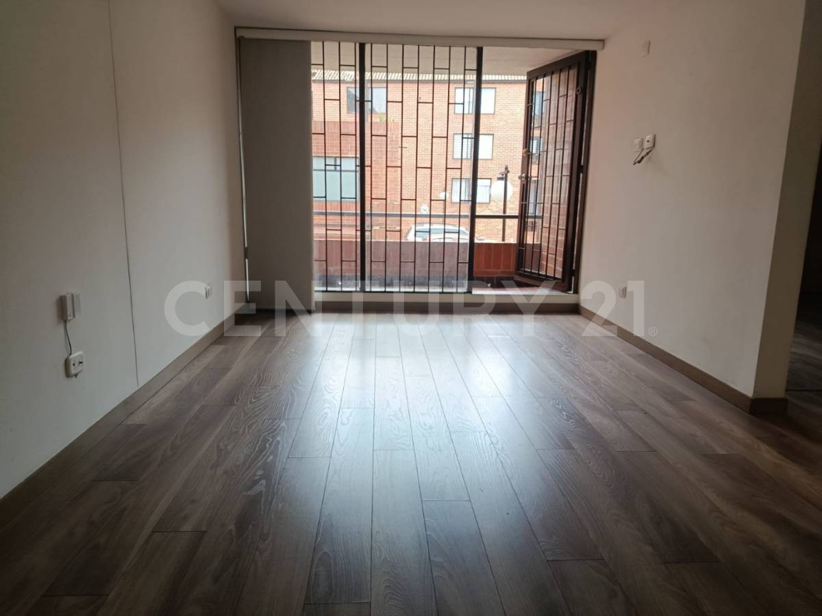 Apartamento en venta en San Antonio Norte, Bogotá · foto 3 de 11