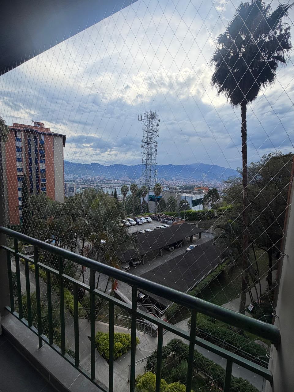 Apartamento en venta en Loma Del Indio, Medellín · foto 4 de 24