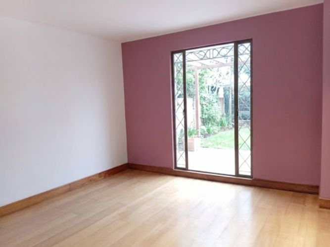Apartamento de 3 alcobas en venta en Santa Ana Centro Comercial Boutique, Bogotá, 246 m² · foto 6 de 15