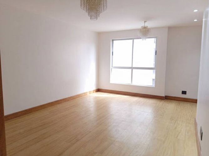 Apartamento de 3 alcobas en venta en Santa Ana Centro Comercial Boutique, Bogotá, 246 m² · foto 8 de 15