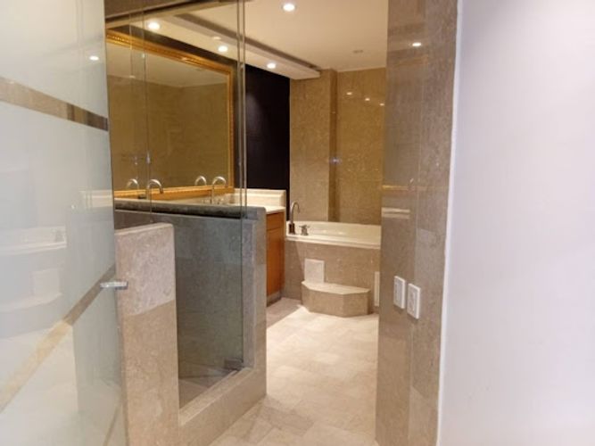 Apartamento de 3 alcobas en venta en Santa Ana Centro Comercial Boutique, Bogotá, 246 m² · foto 10 de 15