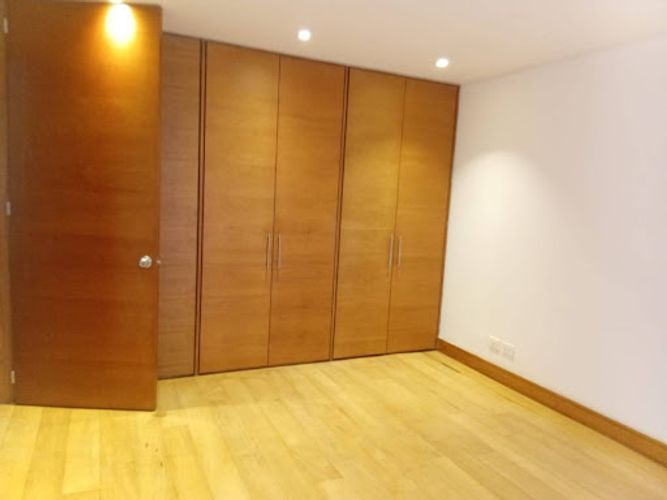 Apartamento de 3 alcobas en venta en Santa Ana Centro Comercial Boutique, Bogotá, 246 m² · foto 13 de 15