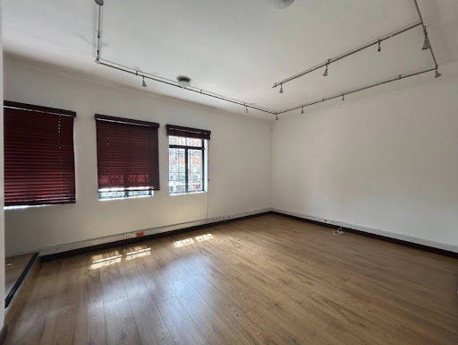 Casa en venta en Quinta Camacho, Bogotá · foto 8 de 17