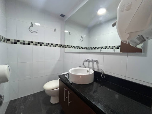 Casa en venta en Quinta Camacho, Bogotá · foto 9 de 17