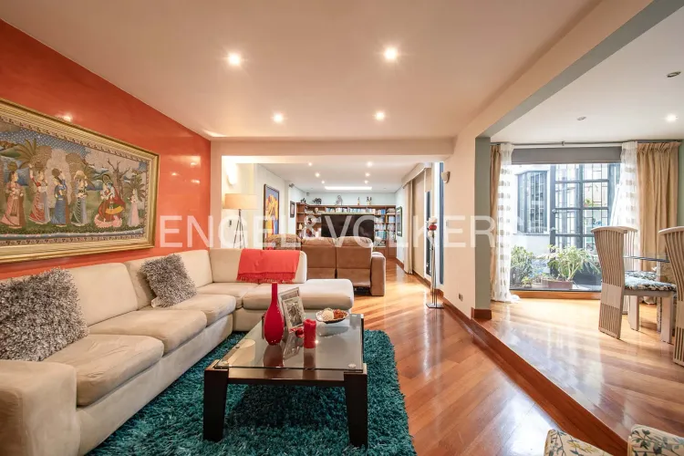 Casa de 4 alcobas en venta en Pontevedra, Bogotá, 188 m² · foto 3 de 24