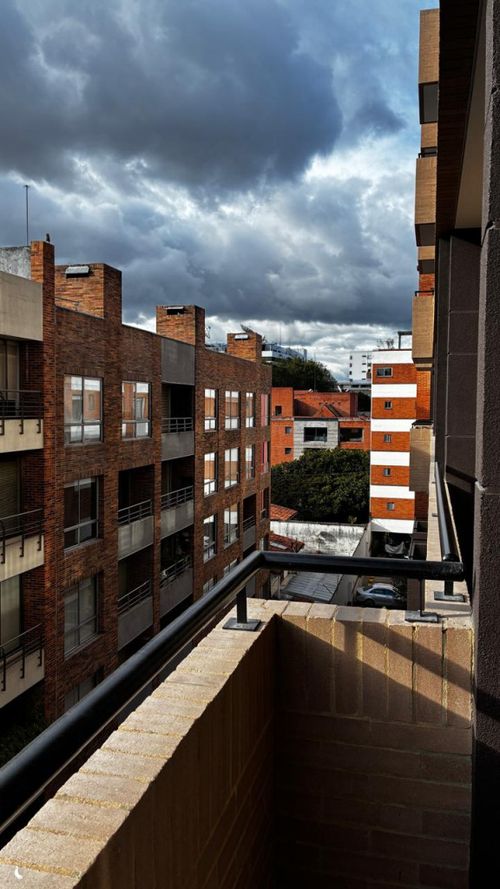 Apartamento de 1 alcoba en venta en Chicó Reservado, Bogotá, 34 m² · foto 10 de 12