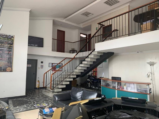 Casa en venta en Normandia, Bogotá · foto 3 de 18