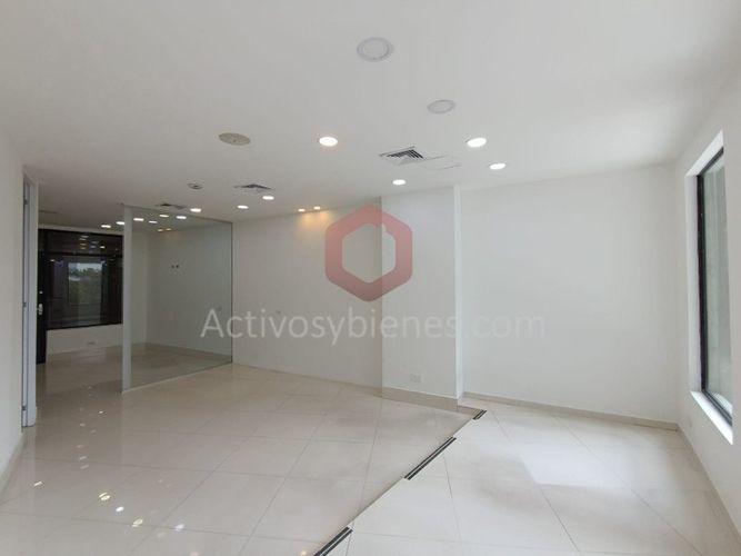 Local en arriendo en El Poblado, Medellín, 92 m² · foto 17 de 18