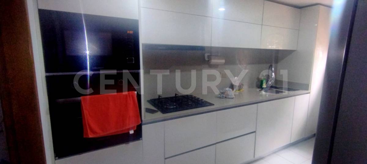 Apartamento en venta en Santa Barbara Occidental, Bogotá · foto 10 de 22