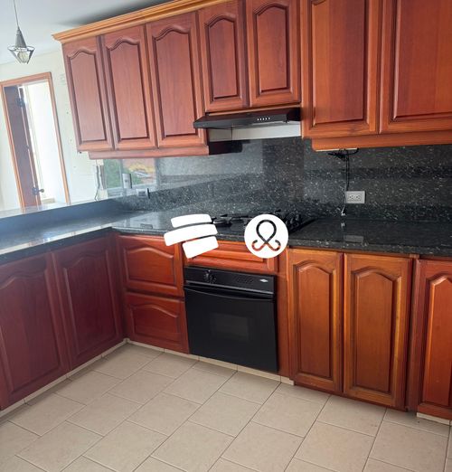 Casa en venta en El Tesoro, Medellín, 286 m² · foto 14 de 24