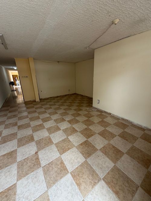 Casa de 5 alcobas en venta en Provenza, Bucaramanga, 345 m² · foto 2 de 11