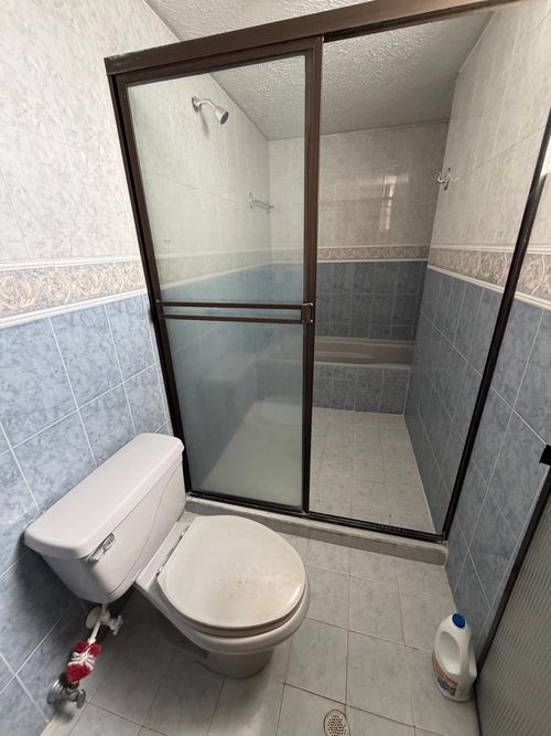 Casa de 5 alcobas en venta en Provenza, Bucaramanga, 345 m² · foto 8 de 11