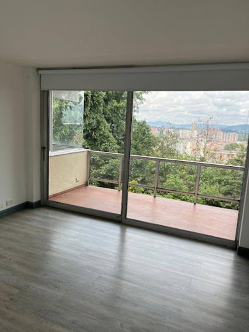 Apartamento de 3 alcobas en venta en Santa Maria De Suba, Bogotá, 210 m² · foto 5 de 23