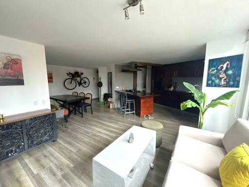 Apartamento en venta en Los Rosales, Bogotá · foto 3 de 18