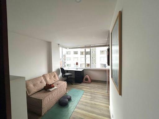 Apartamento en venta en Los Rosales, Bogotá · foto 8 de 18