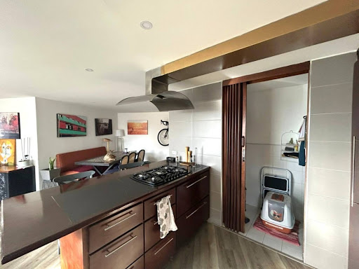 Apartamento en venta en Los Rosales, Bogotá · foto 10 de 18
