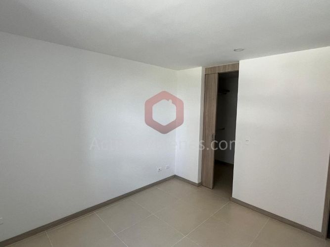 Apartamento de 3 alcobas en venta en Los Colegios, Rionegro, 72 m² · foto 8 de 22