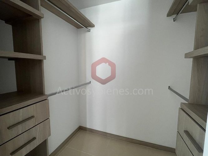Apartamento de 3 alcobas en venta en Los Colegios, Rionegro, 72 m² · foto 9 de 22