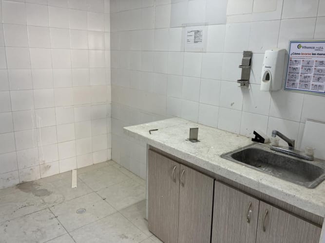 Casa de 11 alcobas en arriendo en Altos Del Prado, Barranquilla, 650 m² · foto 9 de 18