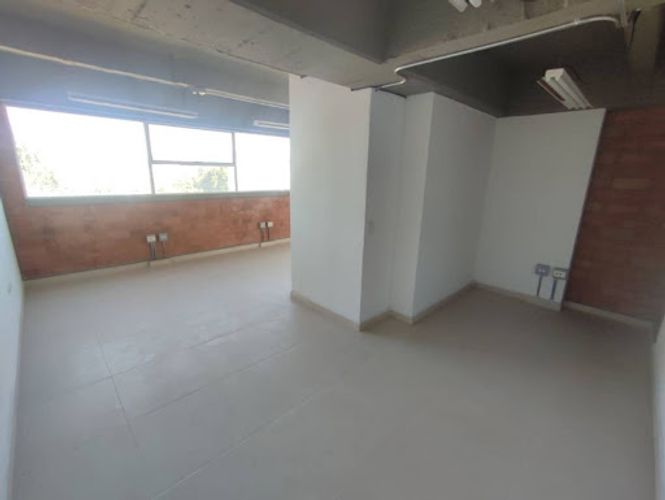 Oficina en arriendo en Cuatro Esquinas, Rionegro, 46 m² · foto 4 de 9