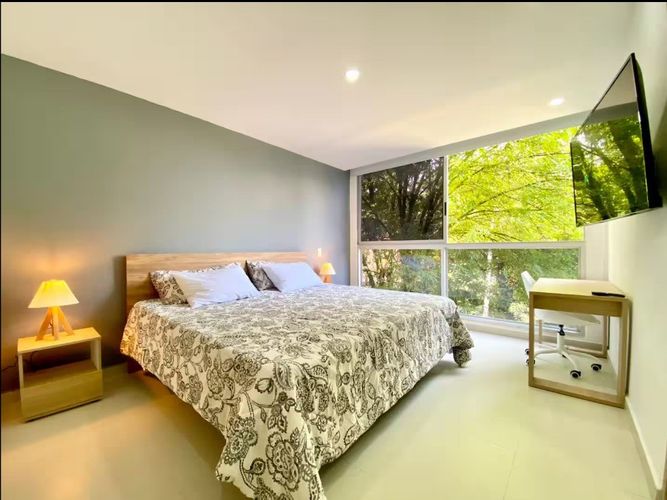 Apartamento de 1 alcoba en venta en El Poblado, Medellín, 51 m² · foto 7 de 13