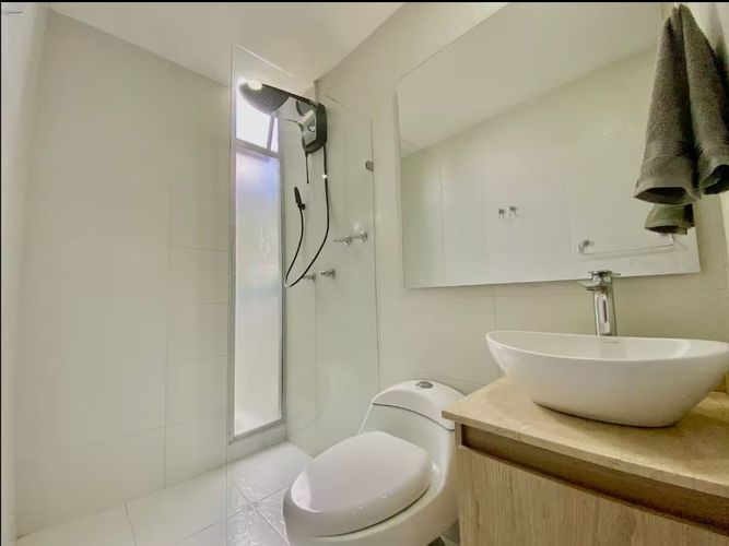 Apartamento de 1 alcoba en venta en El Poblado, Medellín, 51 m² · foto 12 de 13