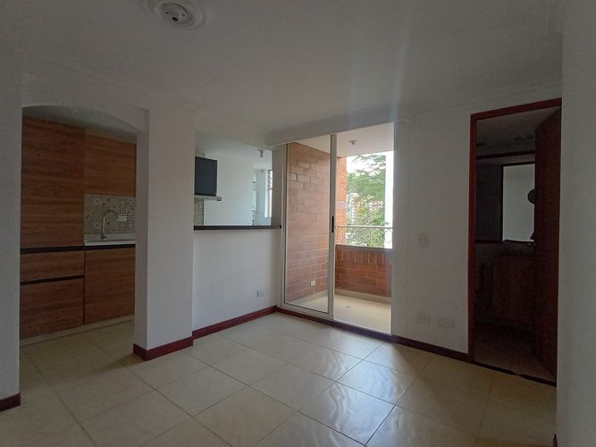 Apartamento de 1 alcoba en arriendo en La America, Medellín, 55 m² · foto 5 de 15