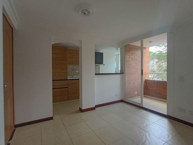 Apartamento de 1 alcoba en arriendo en La America, Medellín, 55 m² · foto 4 de 15