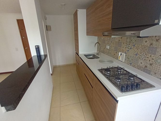 Apartamento de 1 alcoba en arriendo en La America, Medellín, 55 m² · foto 10 de 15