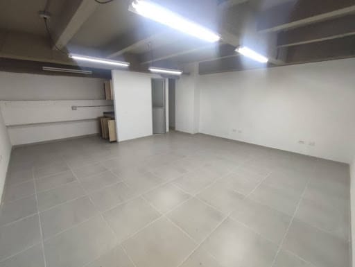 Oficina en arriendo en Cuatro Esquinas, Rionegro, 80 m² · foto 2 de 10