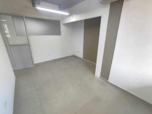 Oficina en arriendo en Cuatro Esquinas, Rionegro, 80 m² · foto 6 de 10