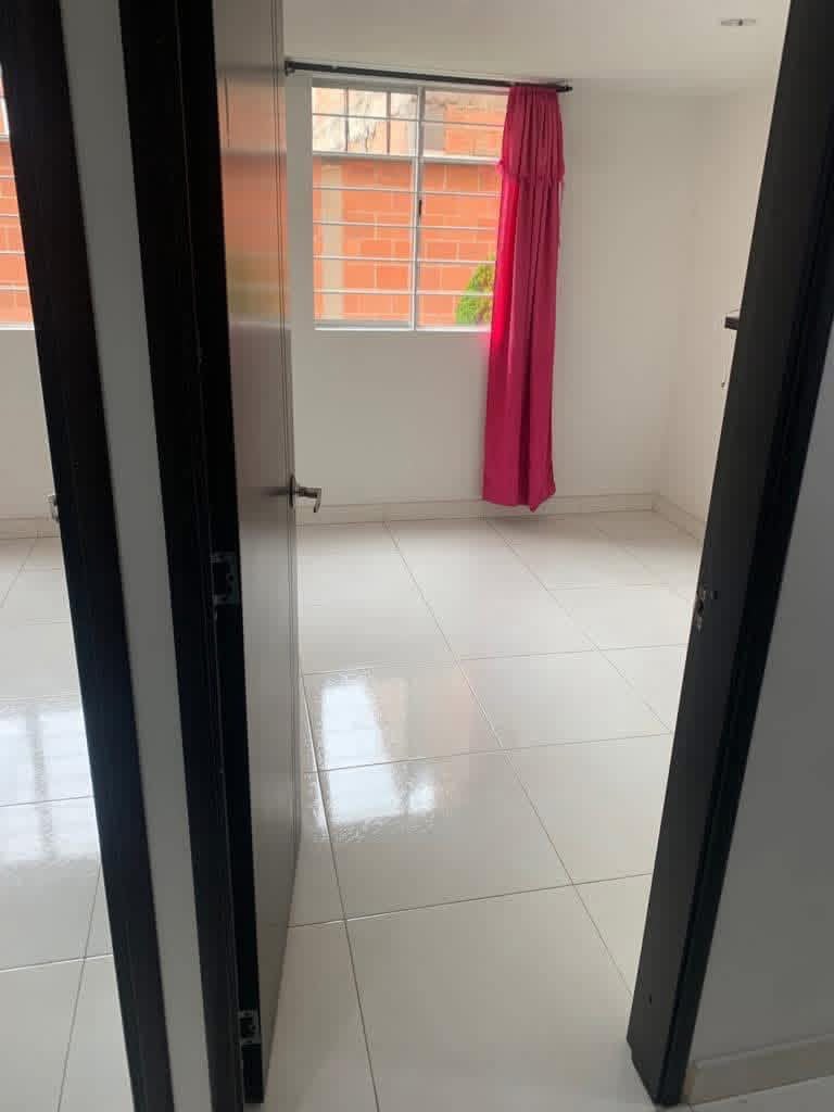 Apartamento en venta en Ub Alicante, Mosquera · foto 5 de 9
