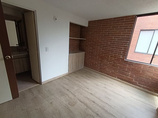 Apartamento de 3 alcobas en venta en La Clarita, Bogotá, 58 m² · foto 21 de 24