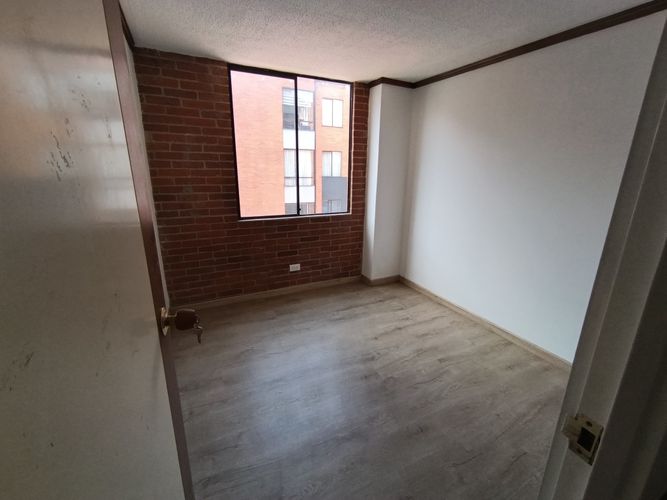 Apartamento de 3 alcobas en venta en La Clarita, Bogotá, 58 m² · foto 15 de 24