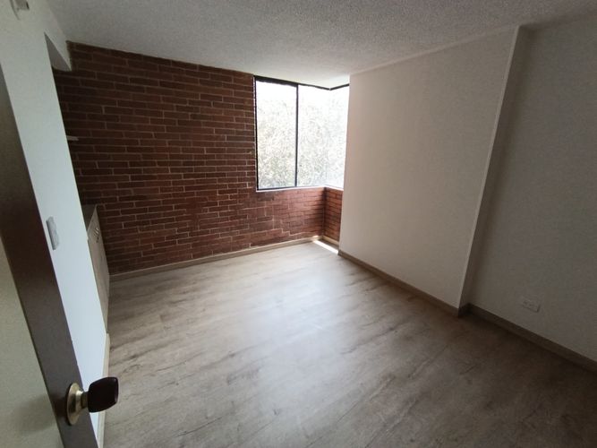 Apartamento de 3 alcobas en venta en La Clarita, Bogotá, 58 m² · foto 18 de 24